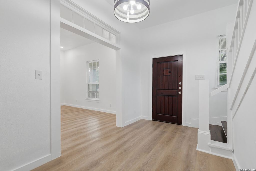 Photo of 302 Topeka, San Antonio, TX 78210 (MLS # 1962078)