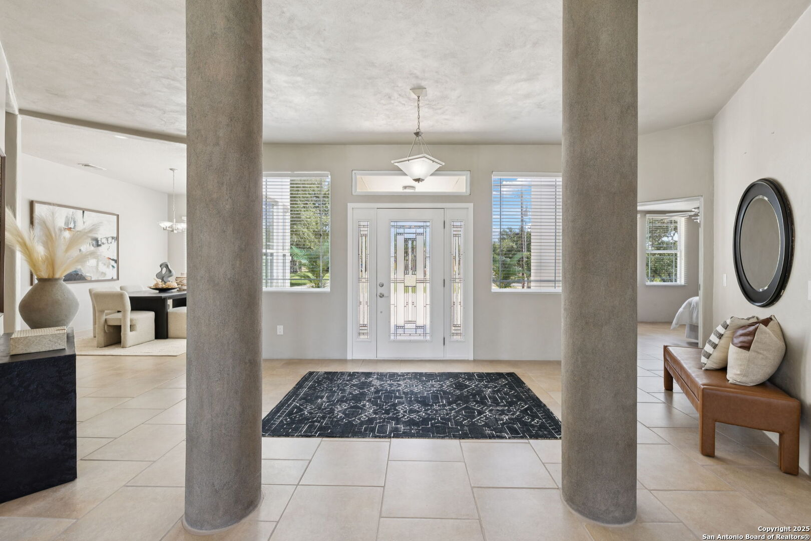 910 Silent Hollow