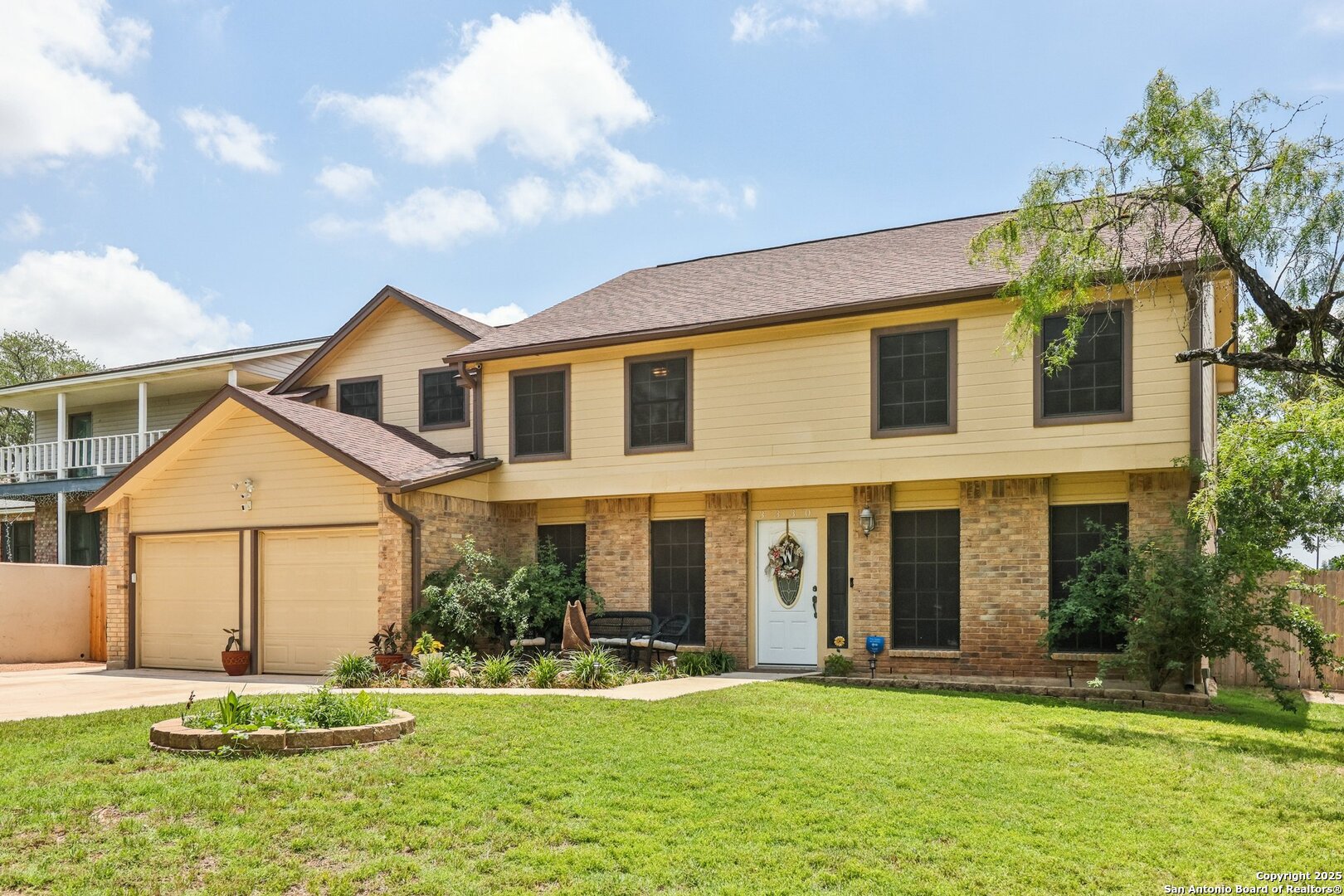 3330 Wimbledon Dr