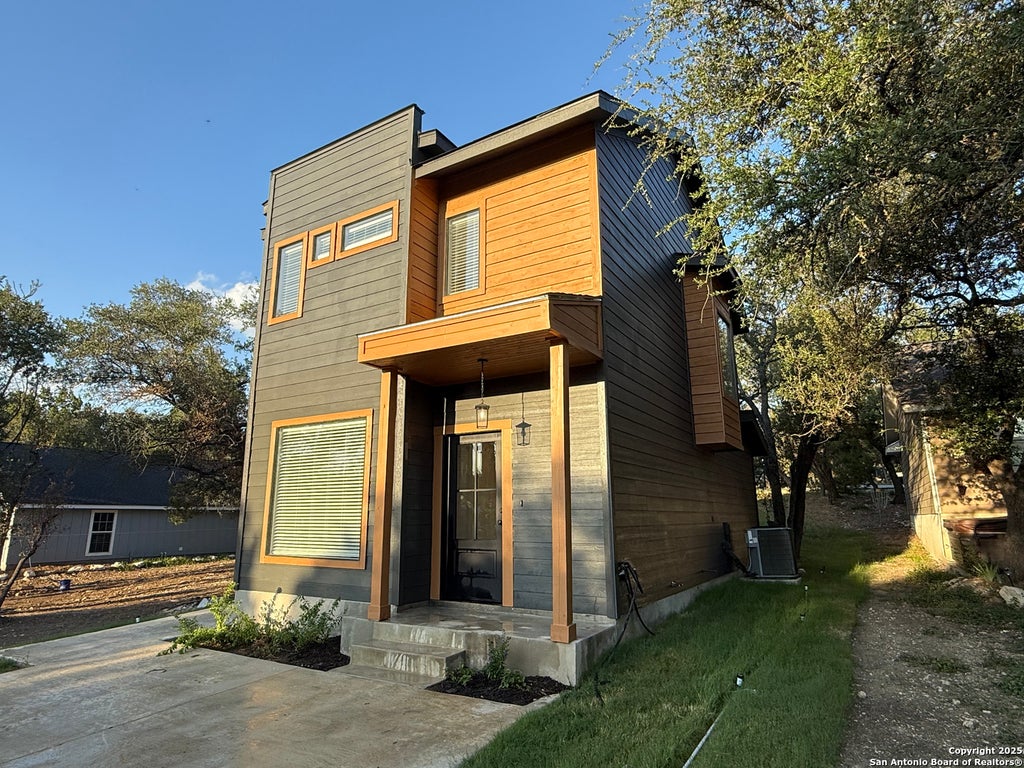 Photo of 1288 Lonesome, Canyon Lake, TX 78133 (MLS # 1931813)