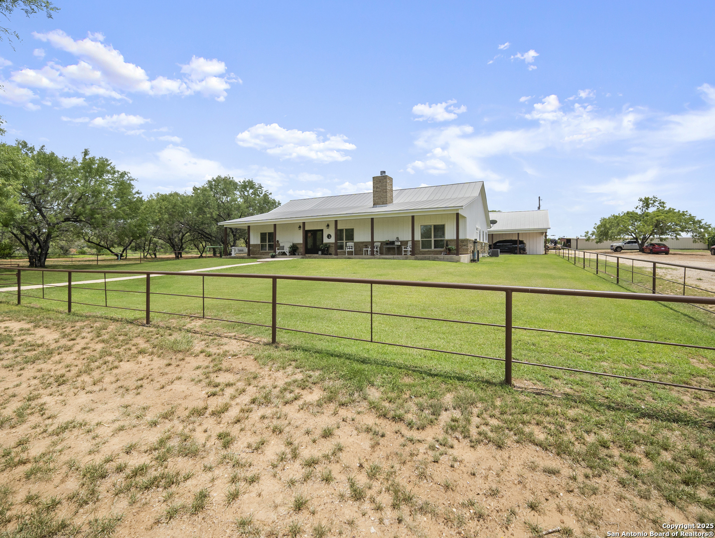 590 County Road 431