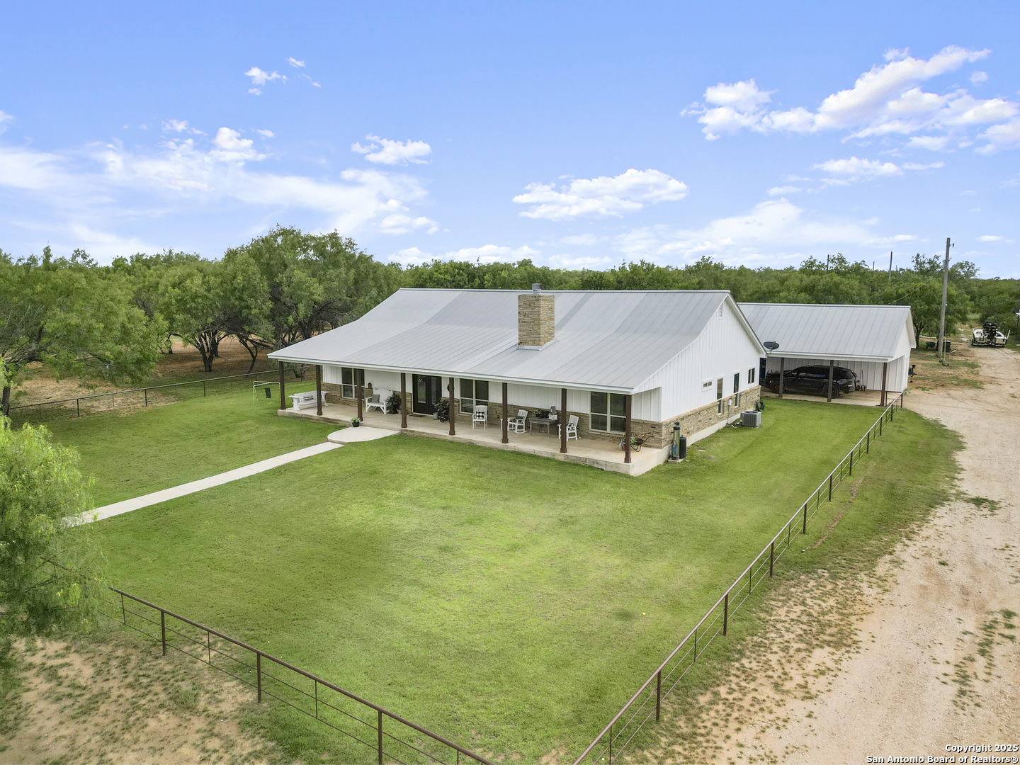 590 County Road 431