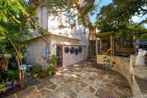 A home in Canyon Lake