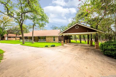 A home in La Vernia