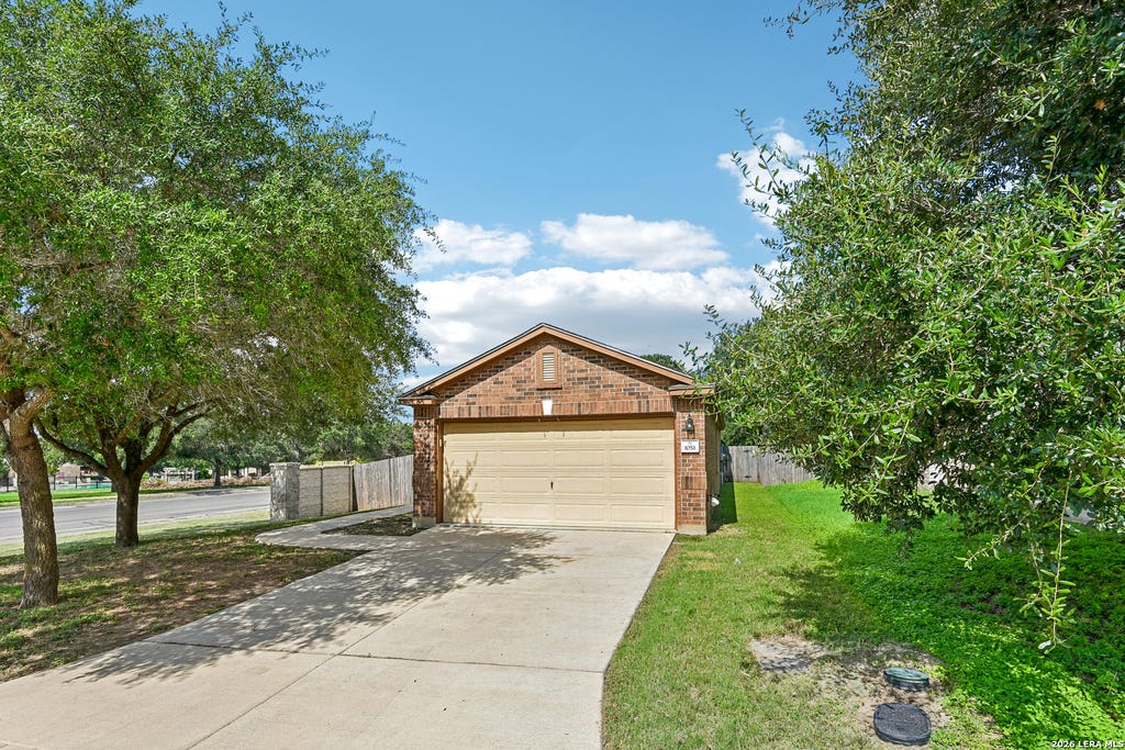 Photo of 1051 SUNDANCE FT, San Antonio, TX 78245 (MLS # 2004991)