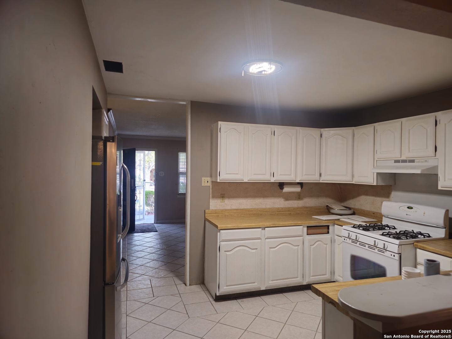 6410 Greencastle St.