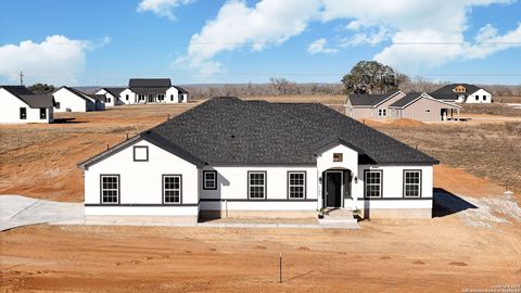 A home in Floresville