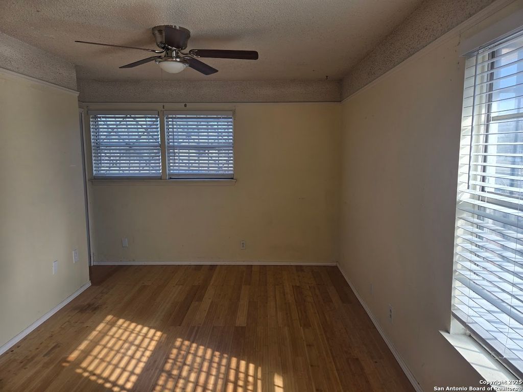 Photo of 7518 Westshire, San Antonio, TX 78227 (MLS # 1916270)