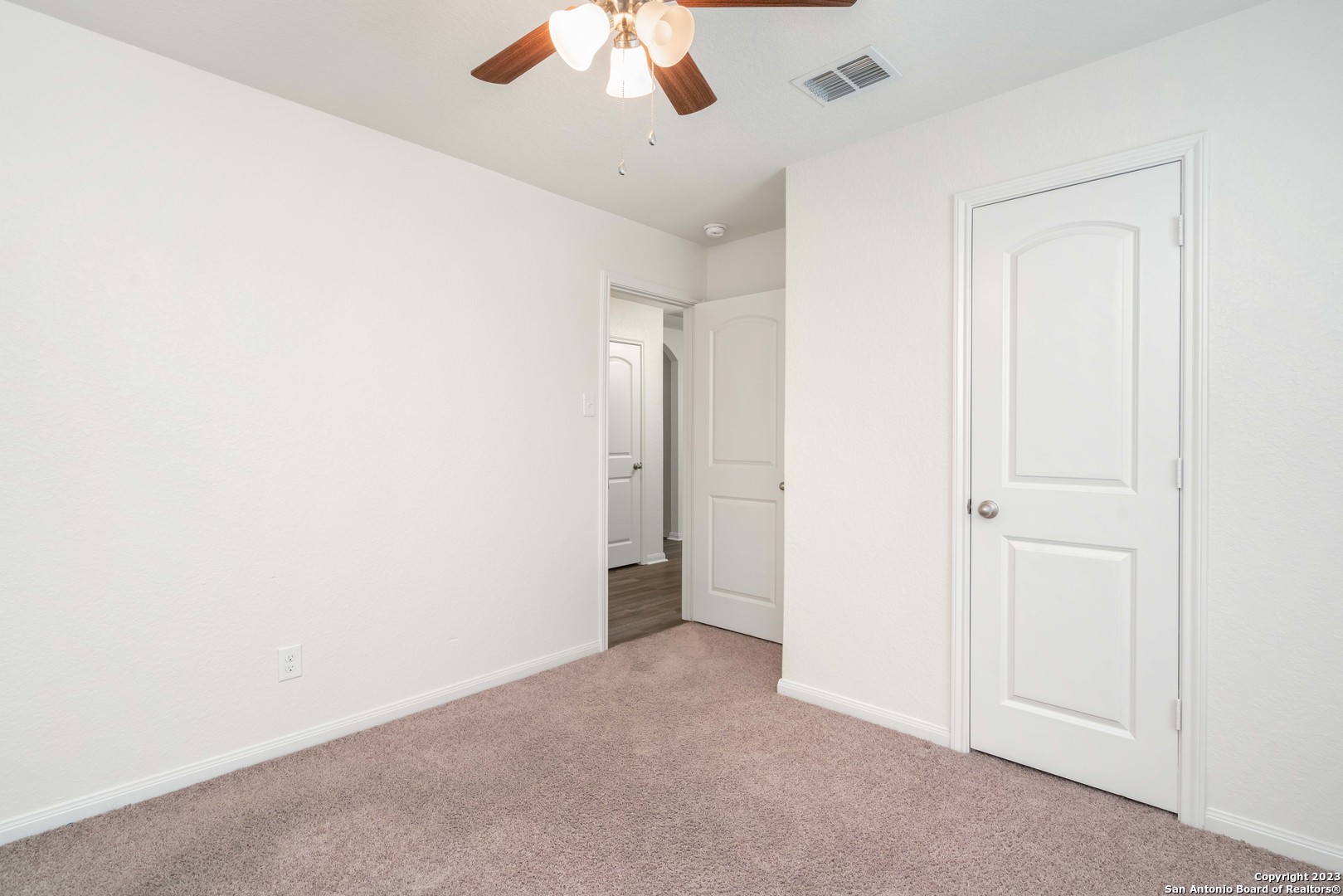 San Antonio, Texas 78222, United States, 3 Bedrooms Bedrooms, ,2 BathroomsBathrooms,Residential,Active,153487