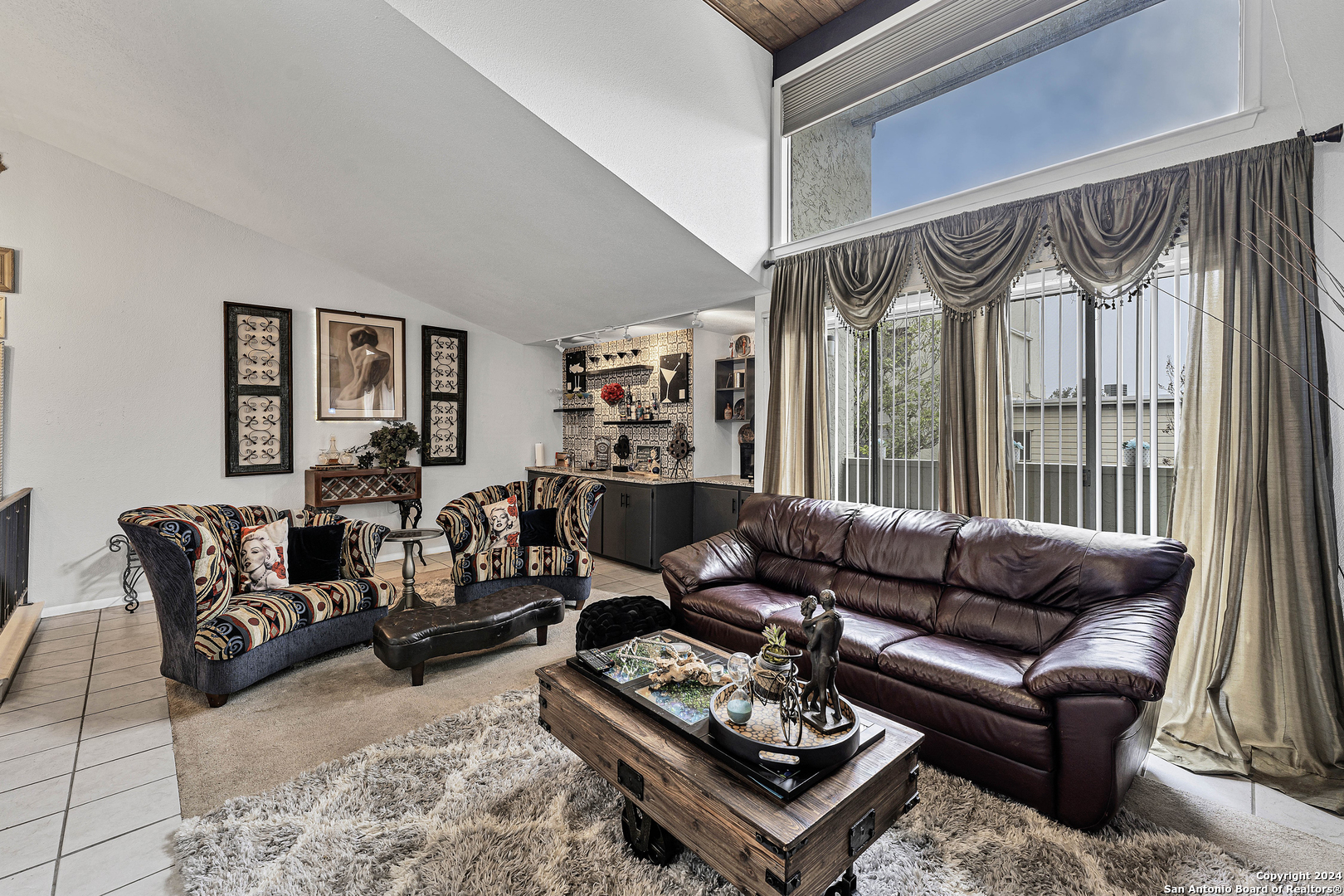3103 EISENHAUER RD L21
