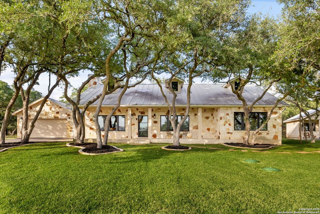 Photo of 29720 Twin Creeks, Bulverde, TX 78163 (MLS # 1949527)