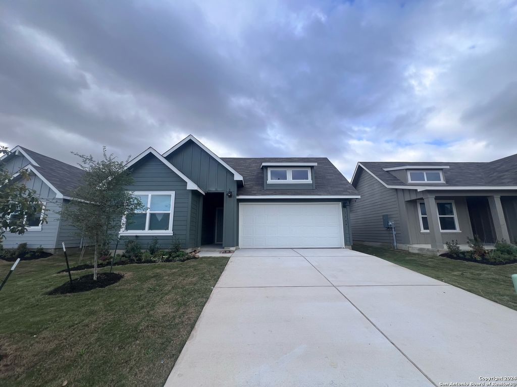 Photo of 1644 Layne Loop, New Braunfels, TX 78130 (MLS # 1967158)