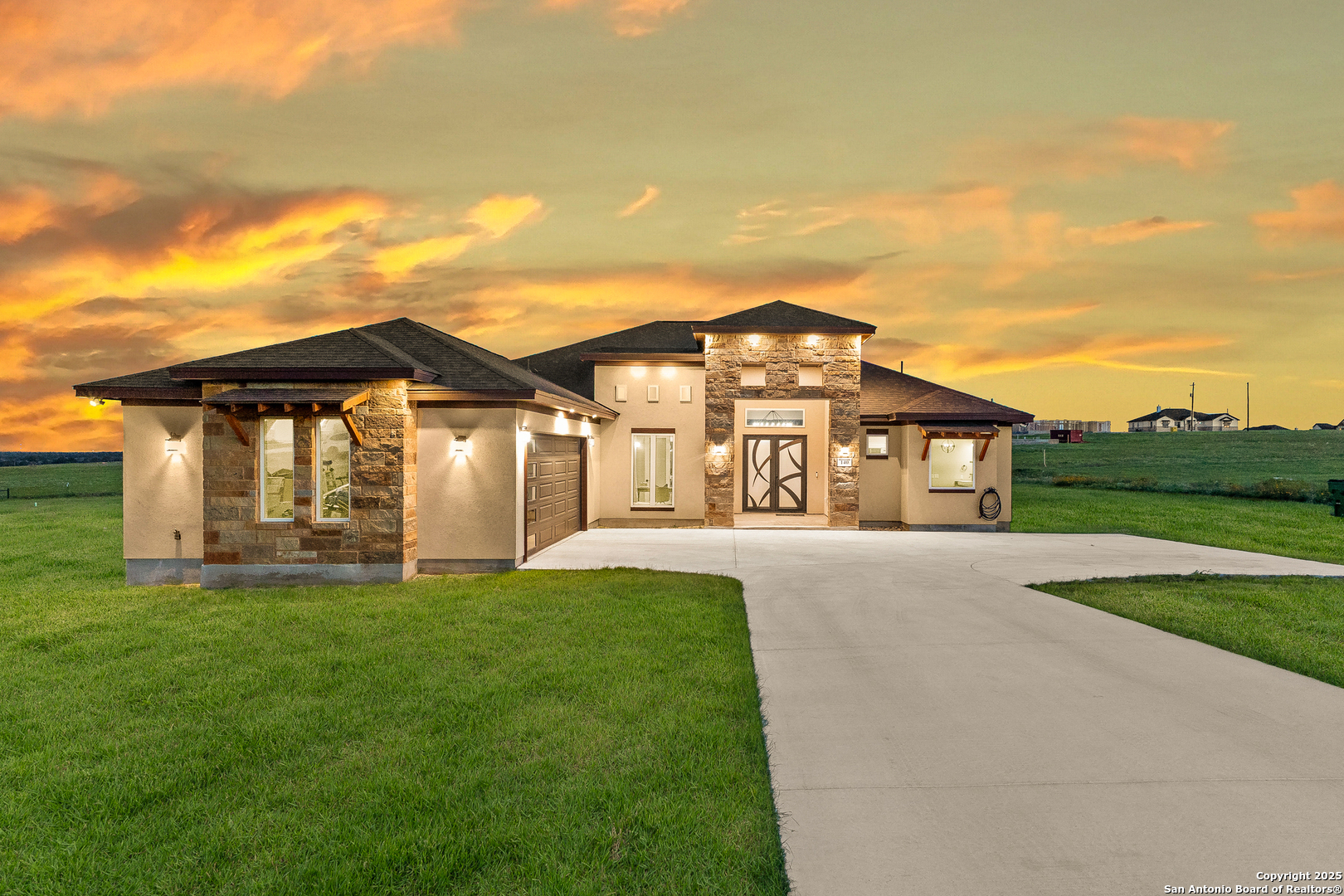 140 Summer Meadow Dr