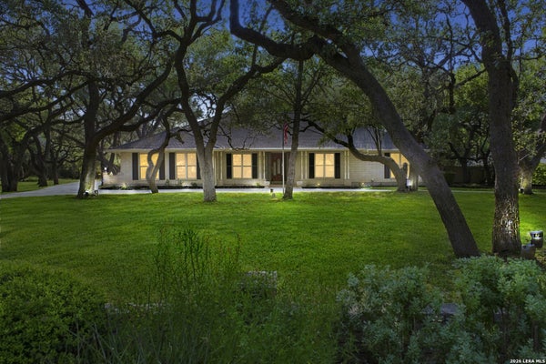 106 BIKEWAY LN, SHAVANO PARK, TX 78231 - Image 06e6f261baead6d0c4003d02a4b4c7d3/169101876