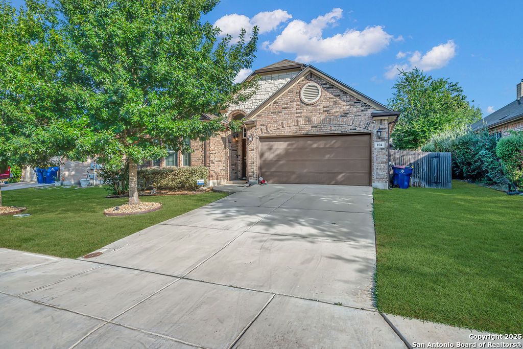 Photo of 104 DYKES LN, Cibolo, TX 78108 (MLS # 1891264)