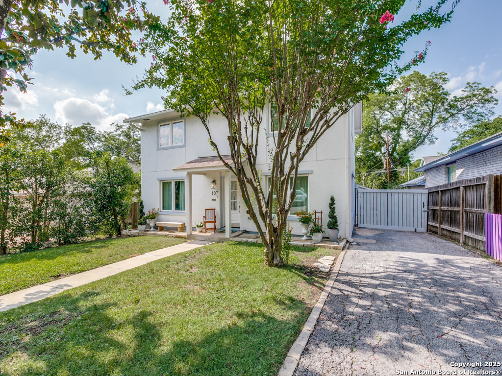 107 MARCIA PL