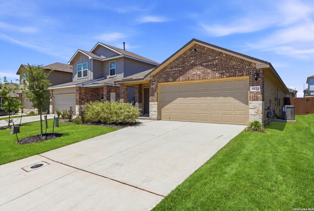 Photo of 4523 BONTEBOK DR, Converse, TX 78109 (MLS # 1960789)