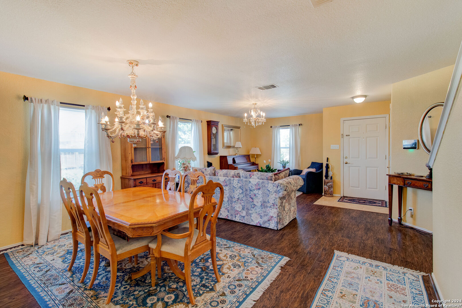 7411 Copper Cove