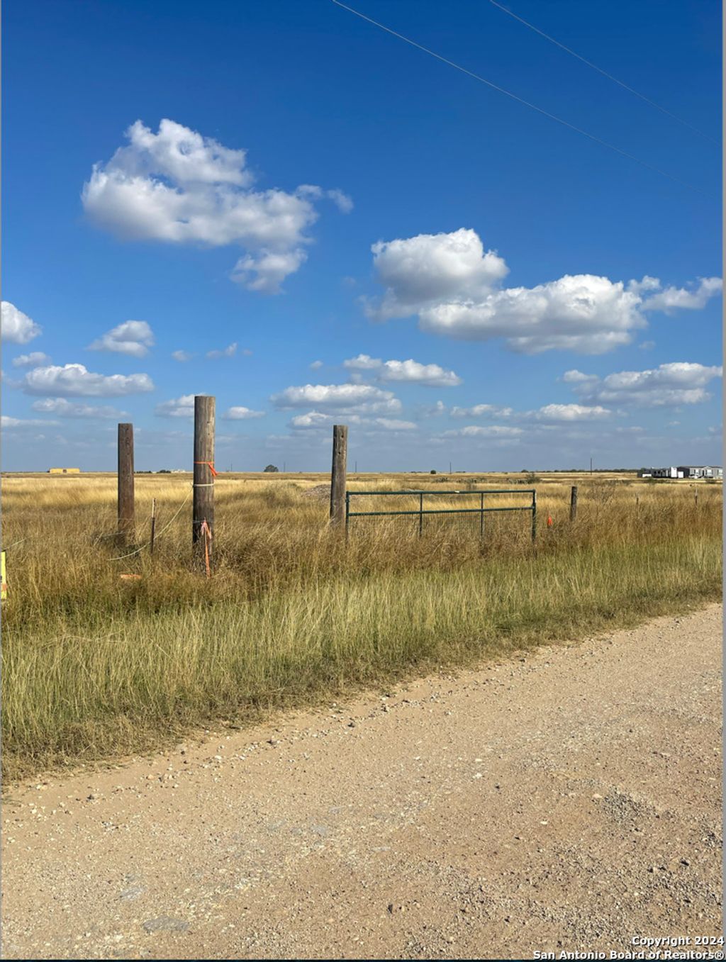 Photo of 10 County Road 101, Floresville, TX 78114 (MLS # 1910895)