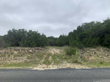 457 Thoroughbred Spring Branch TX 78070