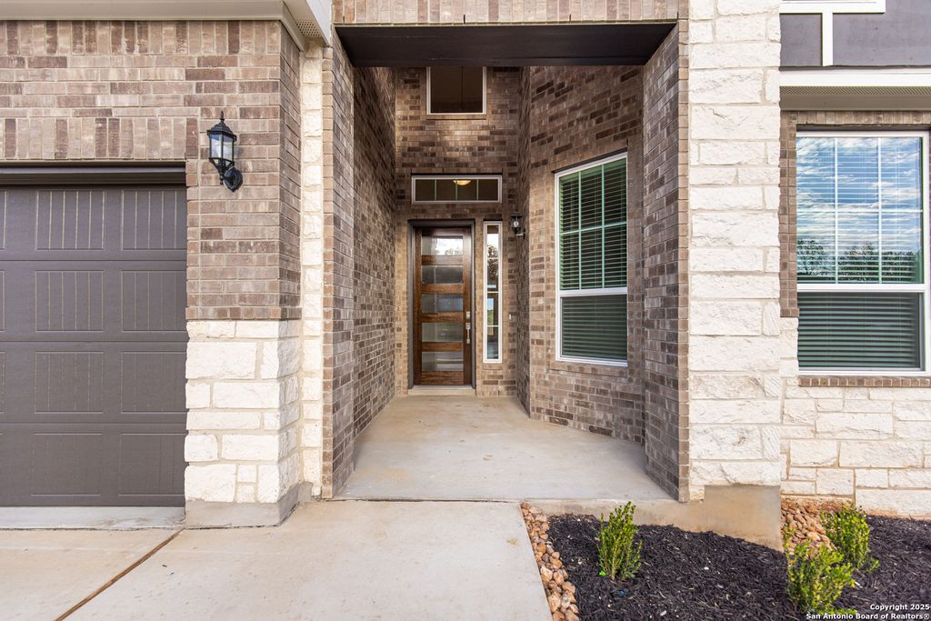 Photo of 314 Glenwood Ranch, Cibolo, TX 78108 (MLS # 1923118)