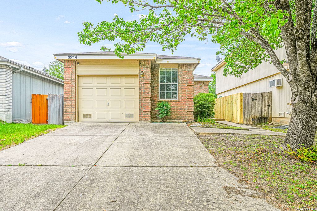 Photo of 8954 GILL BRG, San Antonio, TX 78254 (MLS # 1965657)