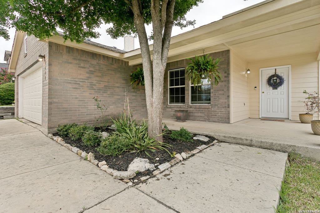 Photo of 1648 SPICE SPG, San Antonio, TX 78260 (MLS # 1970512)