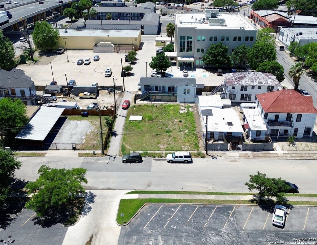 Photo of 715 Baltimore, San Antonio, TX 78212 (MLS # 1861928)