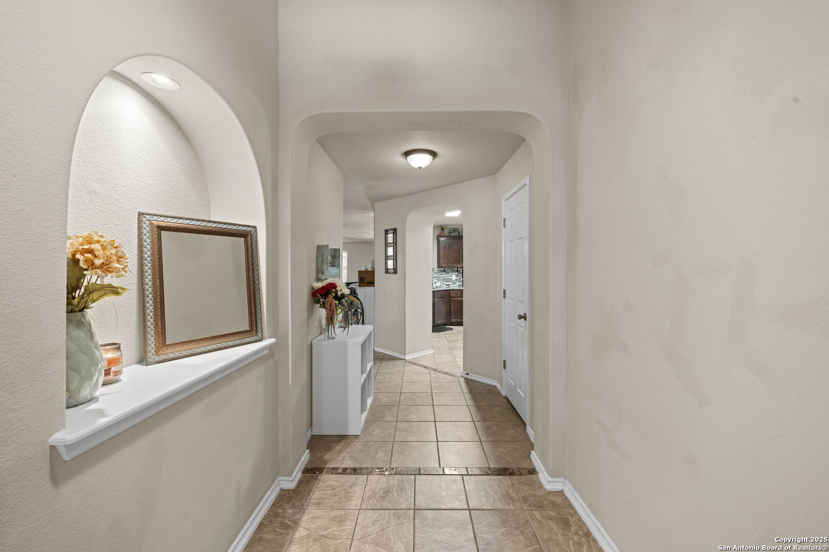 8654 GAVEL DRIVE