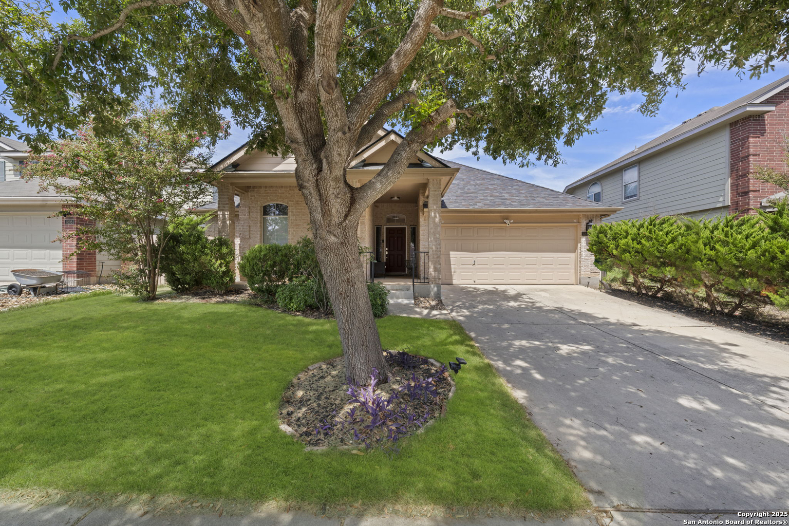 8654 GAVEL DRIVE