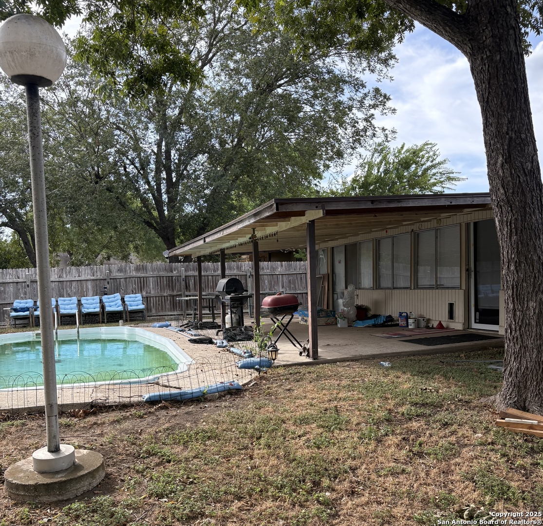 7806 Oak Forest