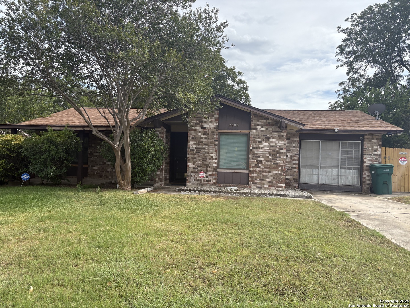 7806 Oak Forest