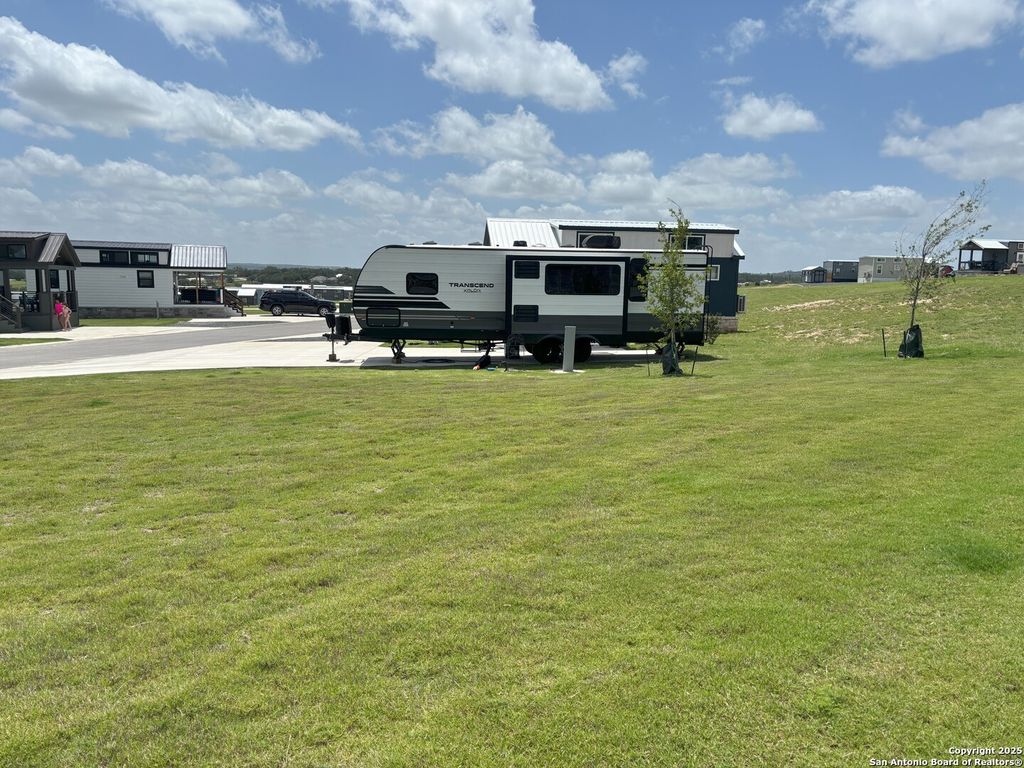 Photo of 5386 Ranch Road 1376 #194, Fredericksburg, TX 78624 (MLS # 1877537)