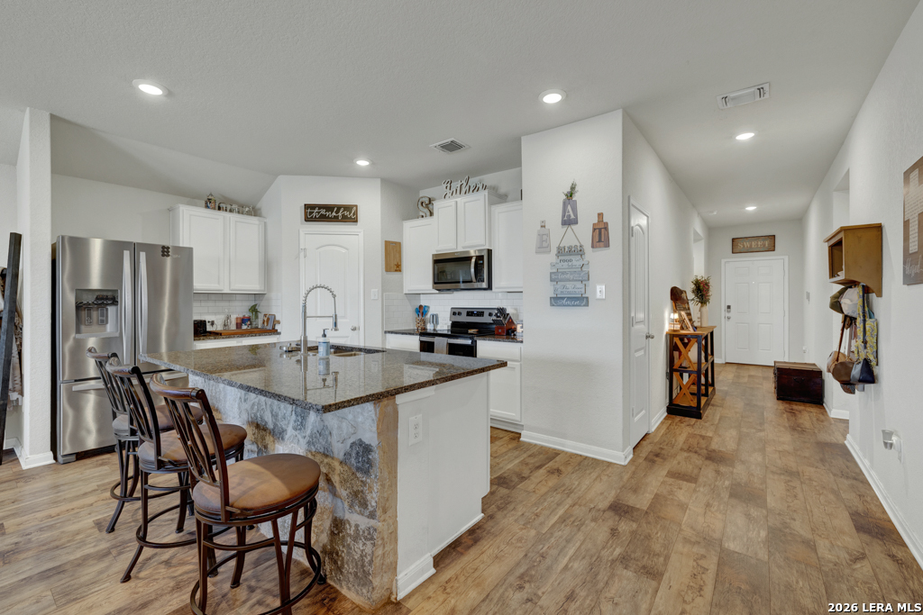 2121 WOOD DRAKE LN