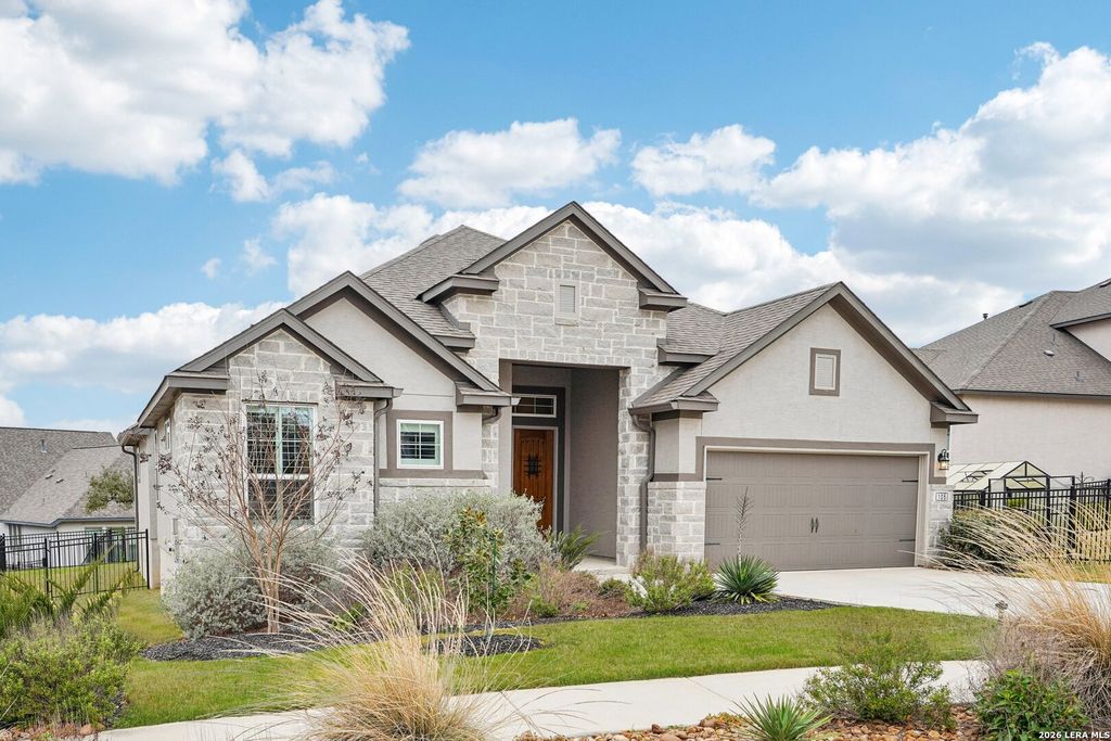 Photo of 105 Vallejo, Boerne, TX 78006 (MLS # 1947386)
