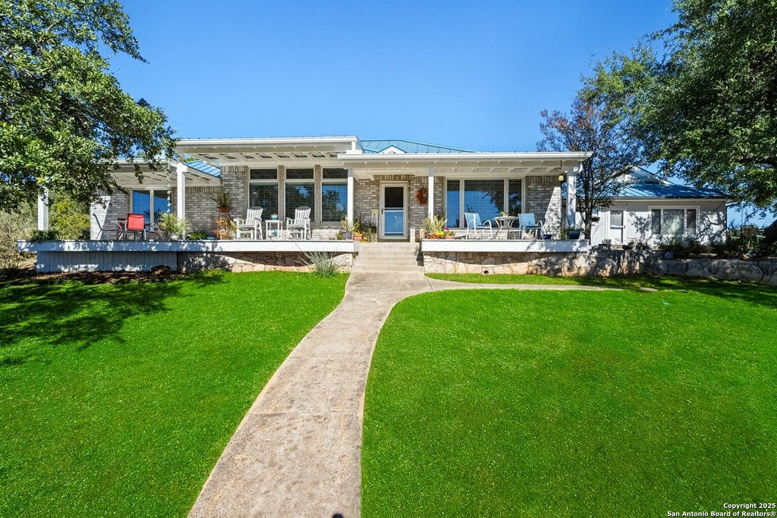 Photo 1 of 46 — 205 CODY CT, Canyon Lake, TX 78133