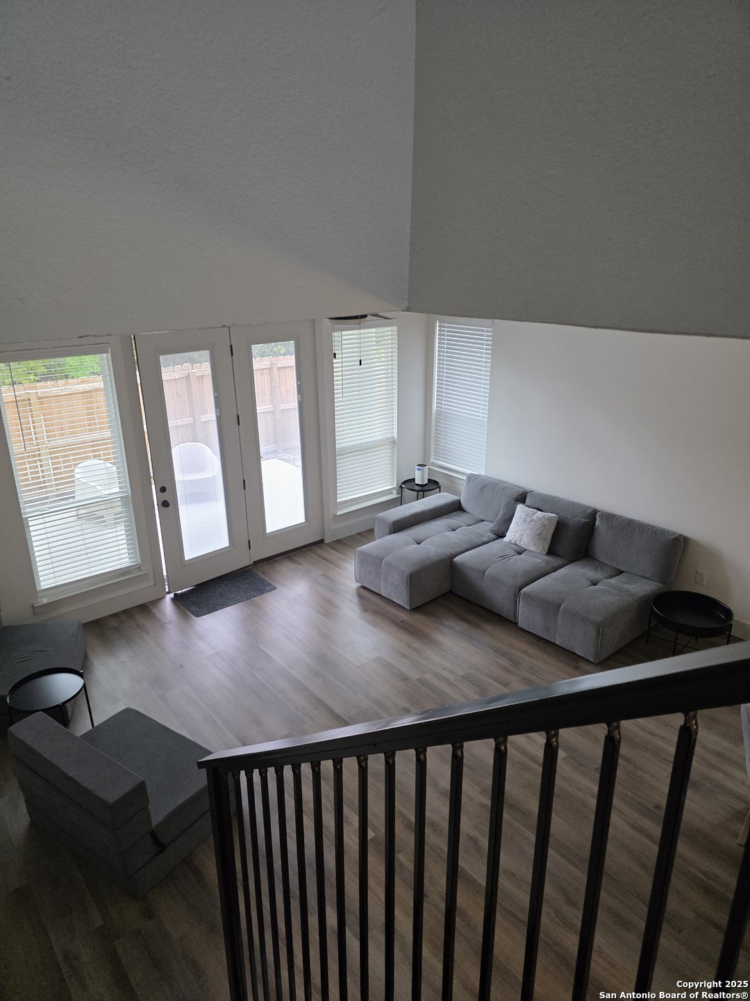 514 Moten UNIT 101/102