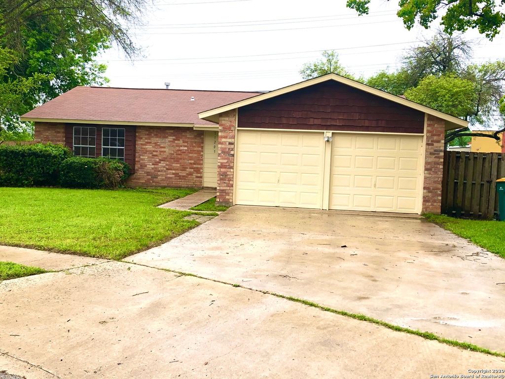 Photo of 11205 CHAMPION OAK, Live Oak, TX 78233 (MLS # 1971071)