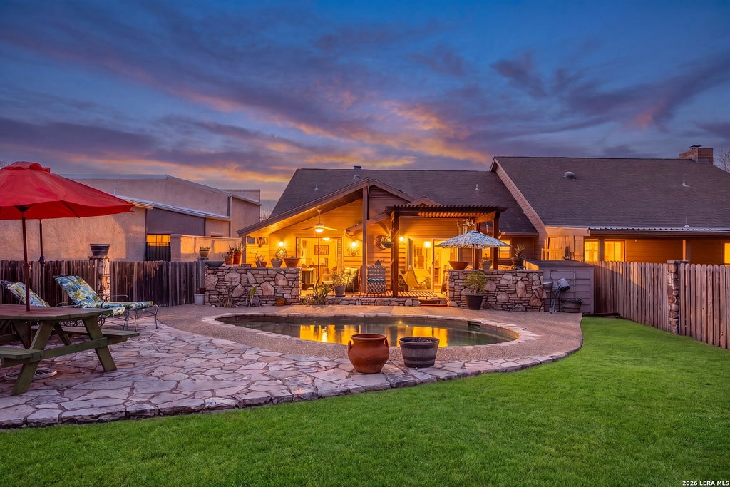 Photo of 2329 Rock Creek, Kerrville, TX 78028 (MLS # 1945572)