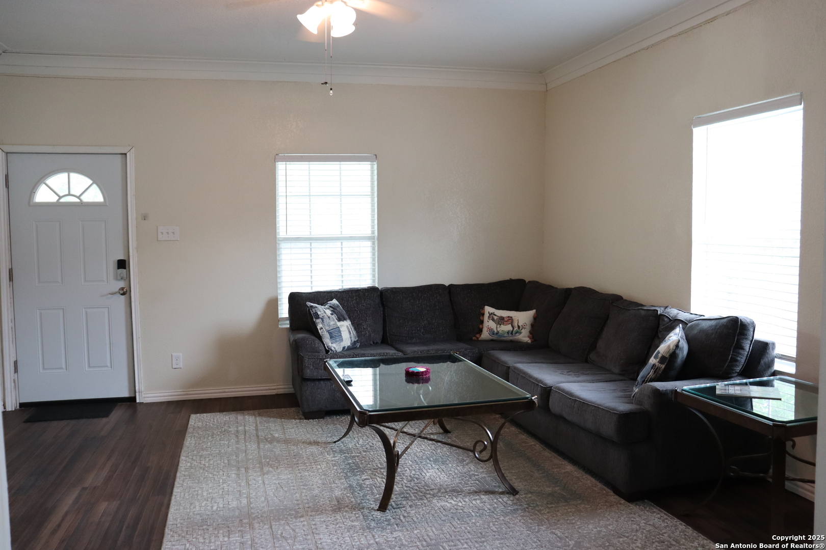 1317 W French Place