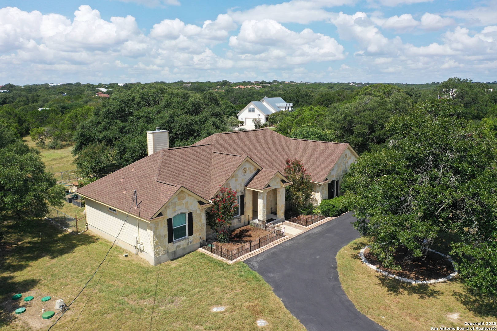 418 River Mountain