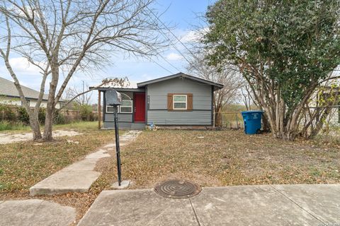 Photo of 518 Rotary, San Antonio, TX 78202 (MLS # 1957429)