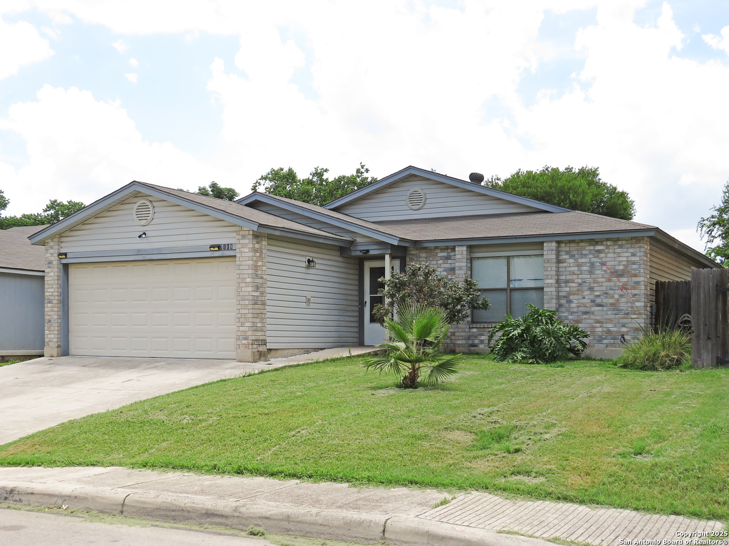 7119 Western Trail
