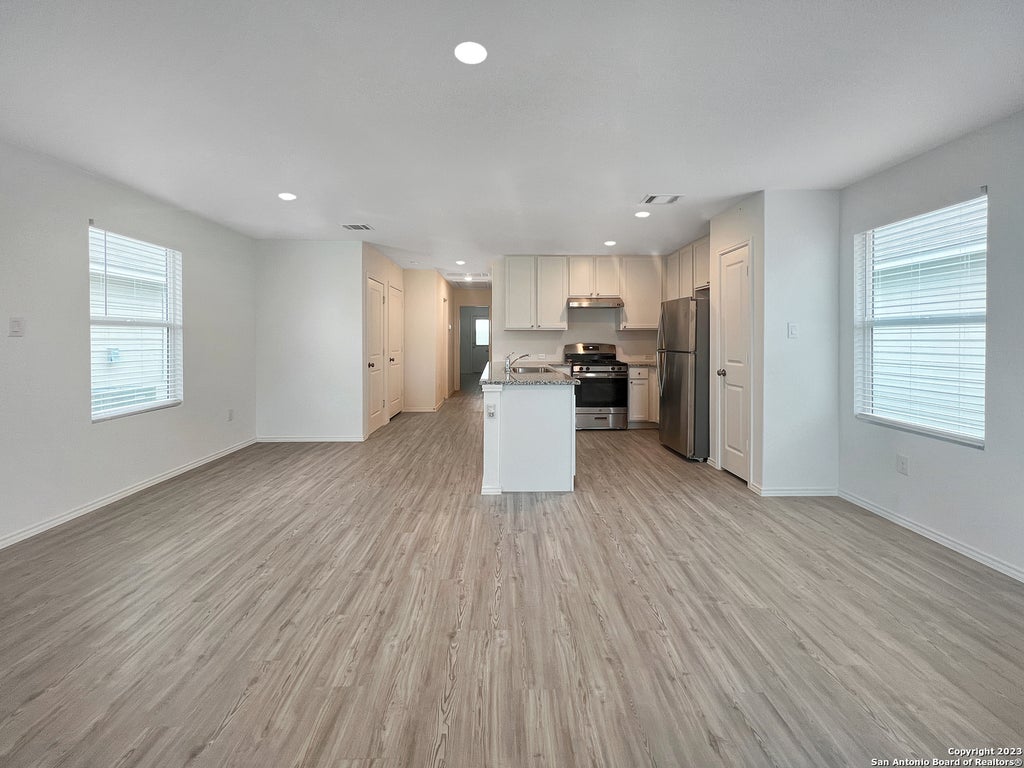 Photo of 13846 Llama Pl, San Antonio, TX 78252 (MLS # 2019201)