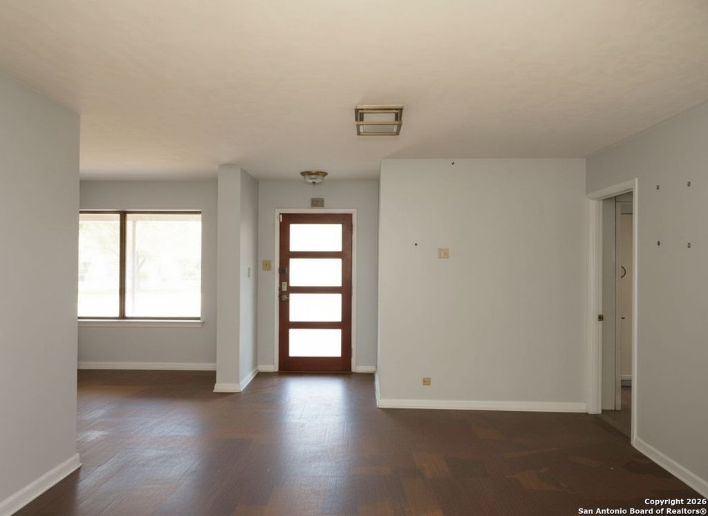 Photo of 446 Concord, San Antonio, TX 78201 (MLS # 1934808)