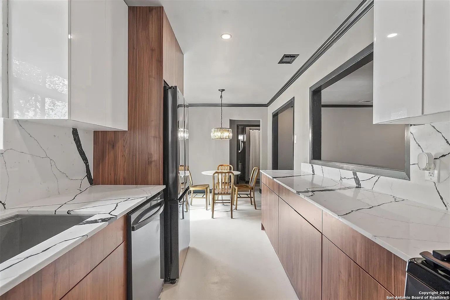 1003 Fauntleroy Trail