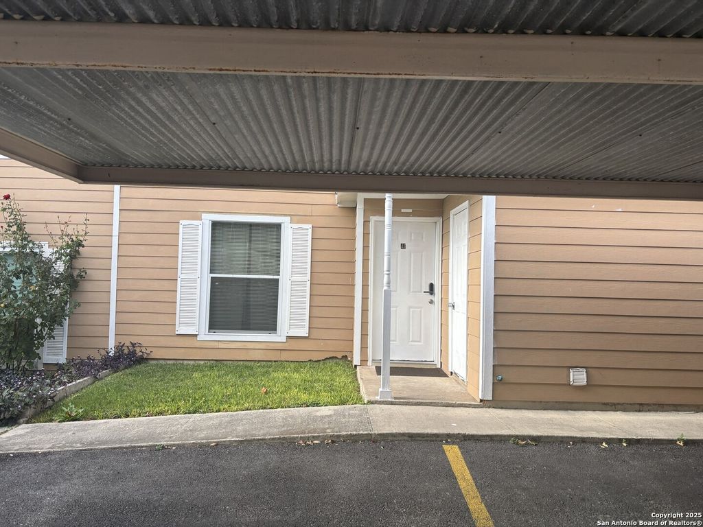 Photo of San Antonio, TX 78229 (MLS # 1940059)