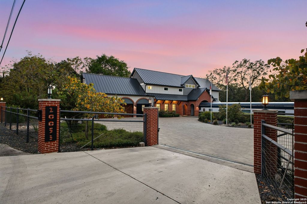 Photo of 20053 Scenic Loop Rd, Helotes, TX 78023 (MLS # 1920948)