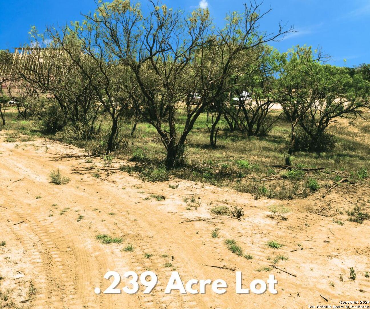 5112 E US HWY 290