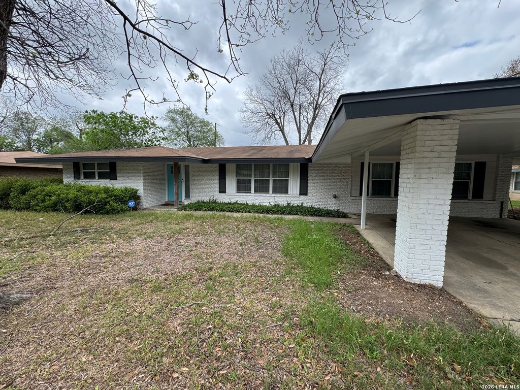 Photo of 326 Cloudmont, Windcrest, TX 78239 (MLS # 1959965)